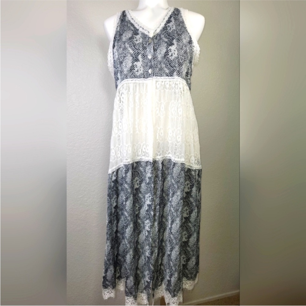 POL Navy Blue and White Snake-Print Lace Maxi Duster